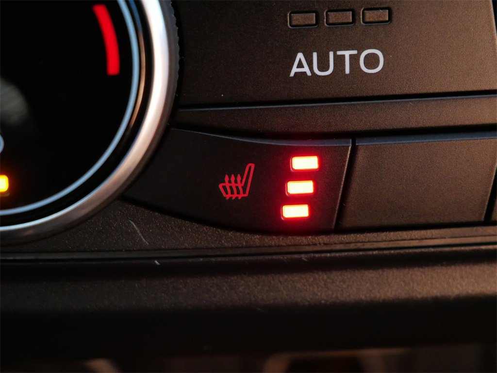 Certified 2022 Ford Maverick Lariat w/ Lariat Luxury Package image 26