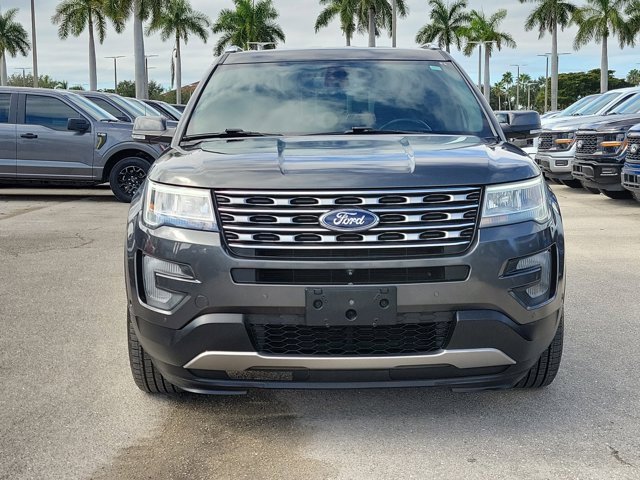 Certified 2017 Ford Explorer Limited w/ Equipment Group 301A image 2