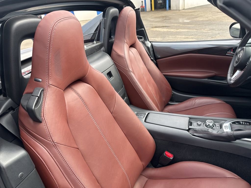 Used 2019 MAZDA MX-5 Miata RF Grand Touring image 26