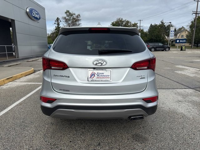Used 2017 Hyundai Santa Fe Sport image 11
