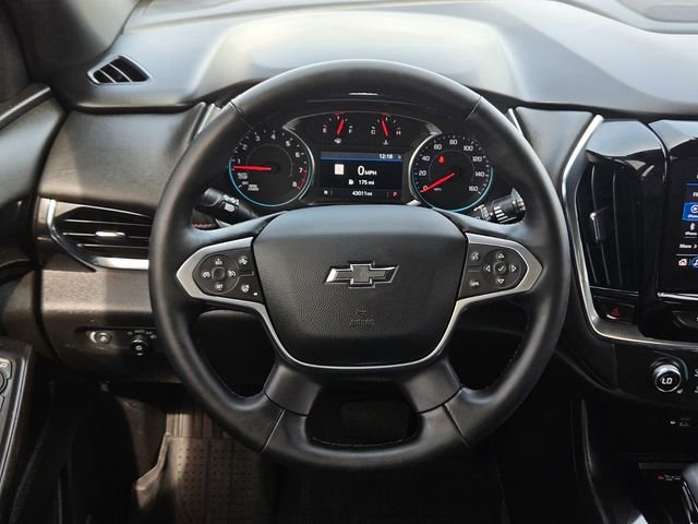 Used 2023 Chevrolet Traverse RS w/ LPO, Floor Liner Package image 23