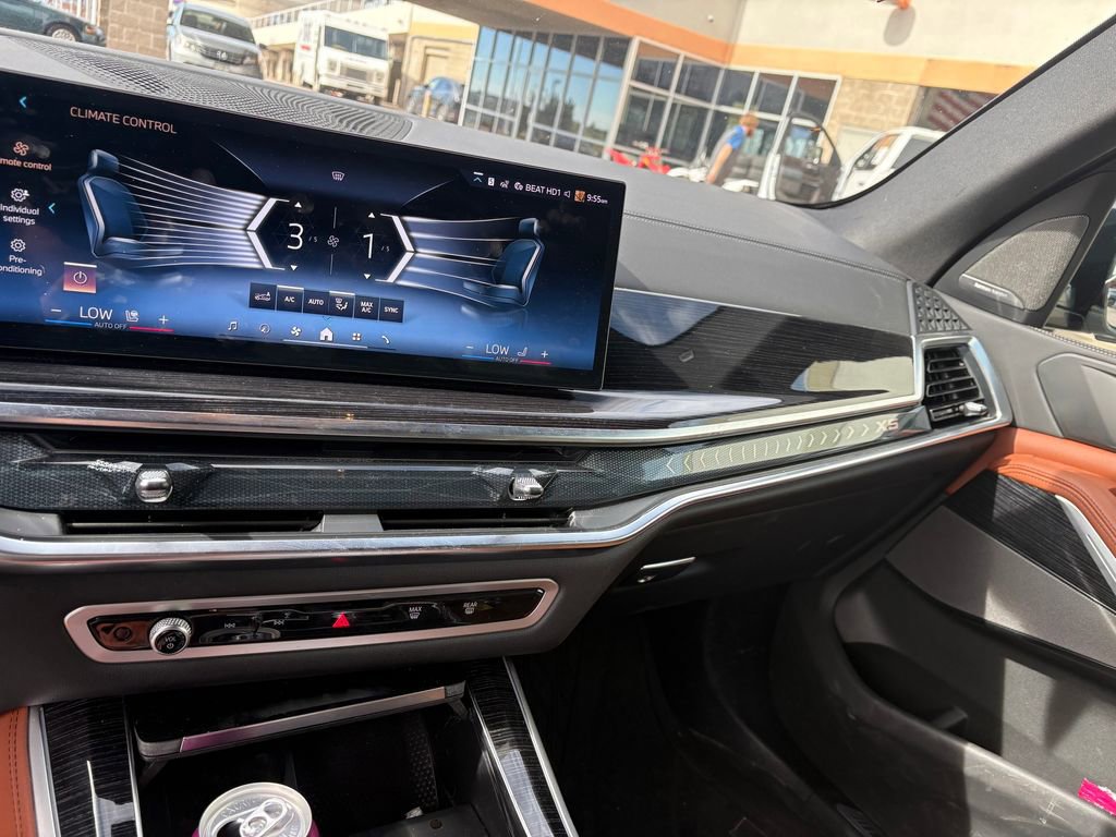 Used 2026 BMW X5 xDrive40i w/ M Sport Package image 52