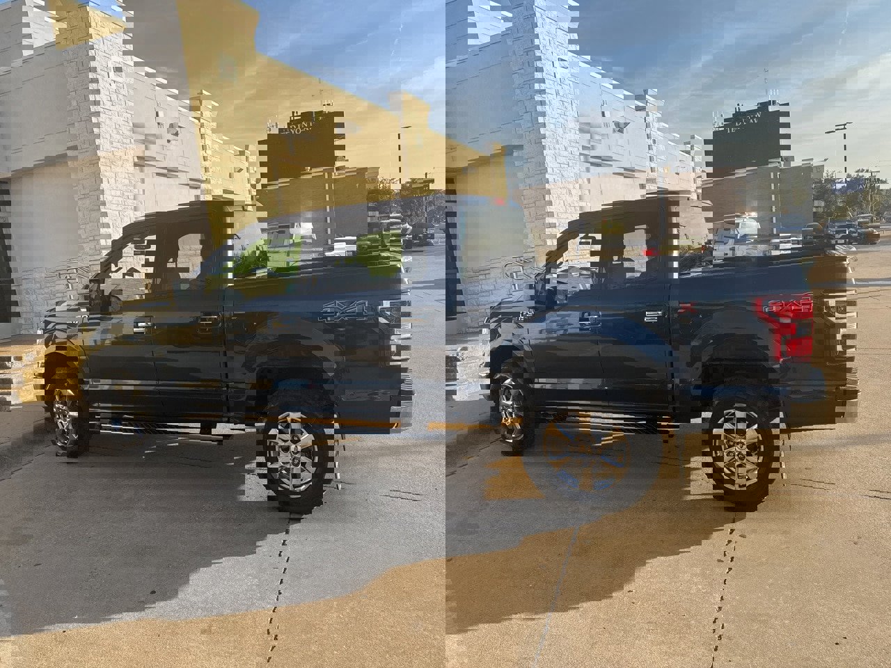 Certified 2019 Ford F150 XLT w/ Equipment Group 302A Luxury image 9