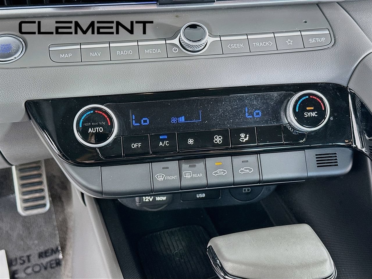 Used 2025 Hyundai Elantra SEL FWD image 22