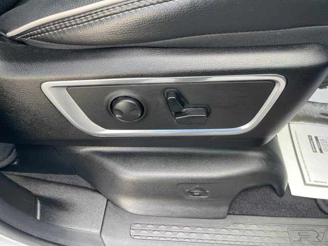 Used 2025 RAM 1500 Laramie AWD/4WD image 20