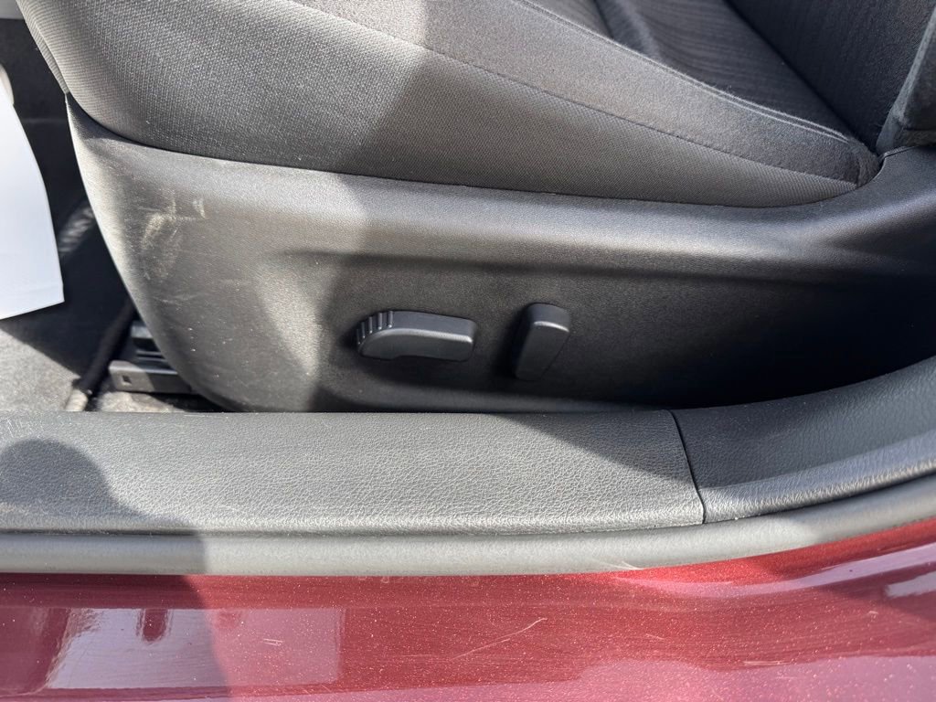 Used 2025 Nissan Altima 2.5 SV image 10