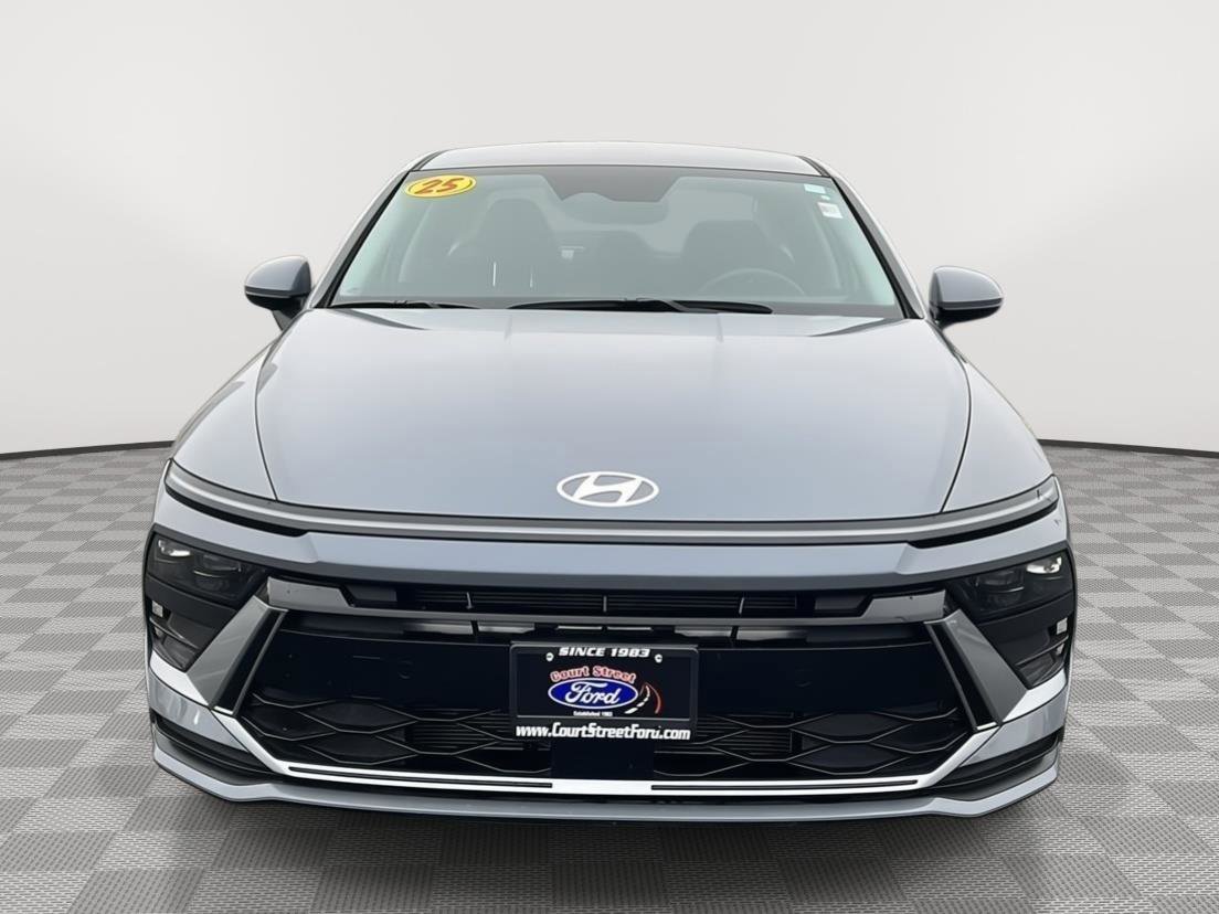 Used 2025 Hyundai Sonata SE image 8