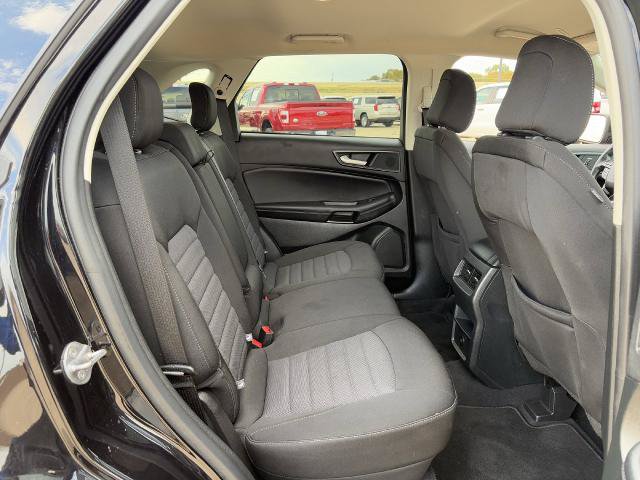 Certified 2024 Ford Edge SE w/ Black Appearance Package AWD/4WD image 30