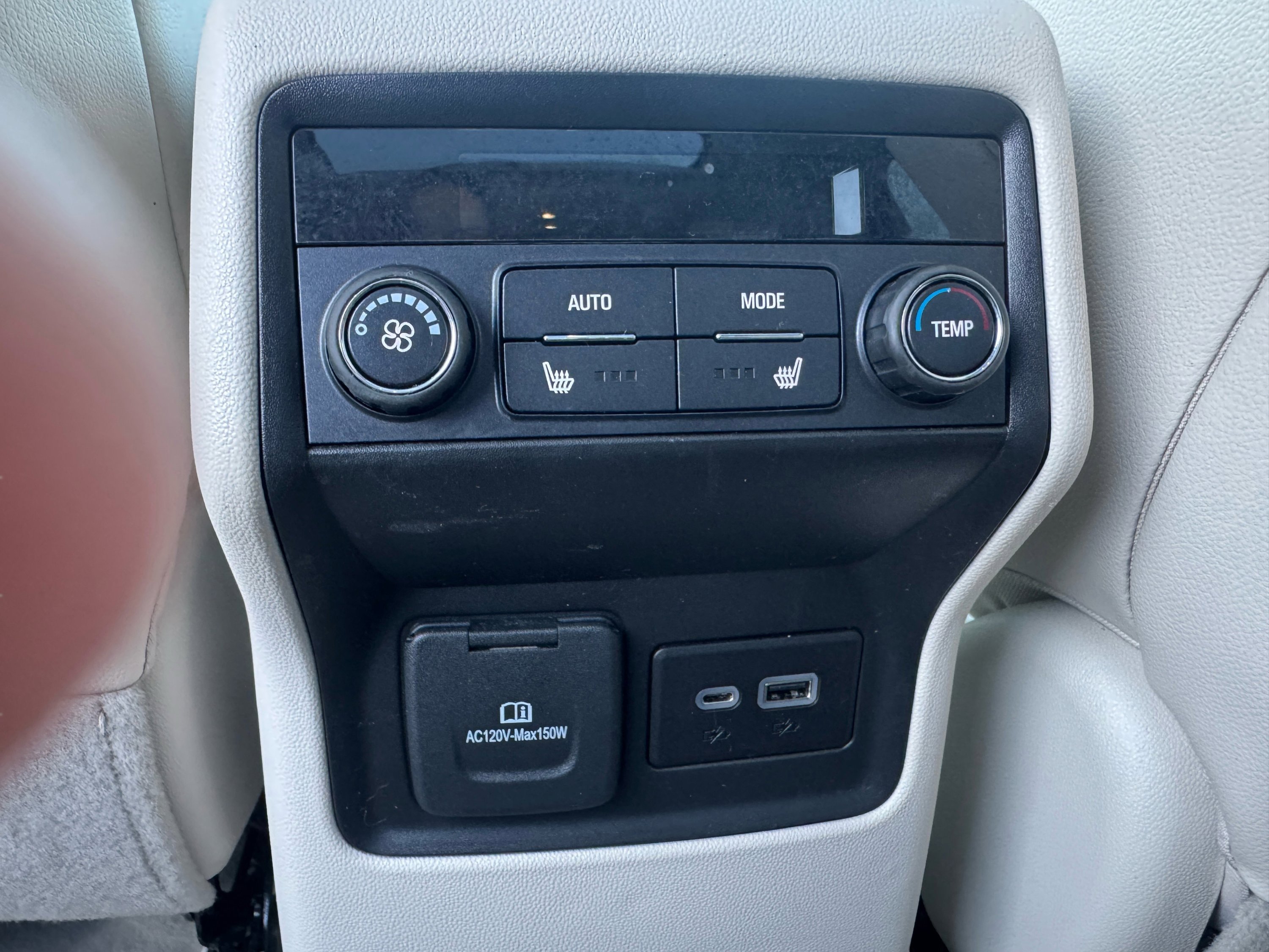 Used 2023 GMC Acadia Denali w/ Denali Ultimate Package image 18