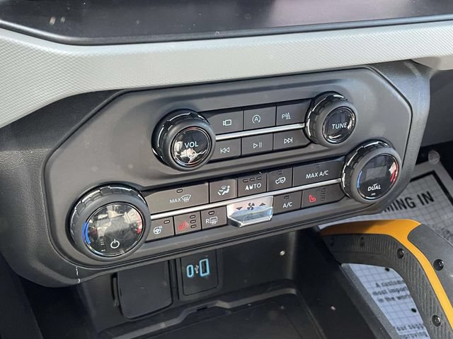 Certified 2023 Ford Bronco Badlands AWD/4WD image 32