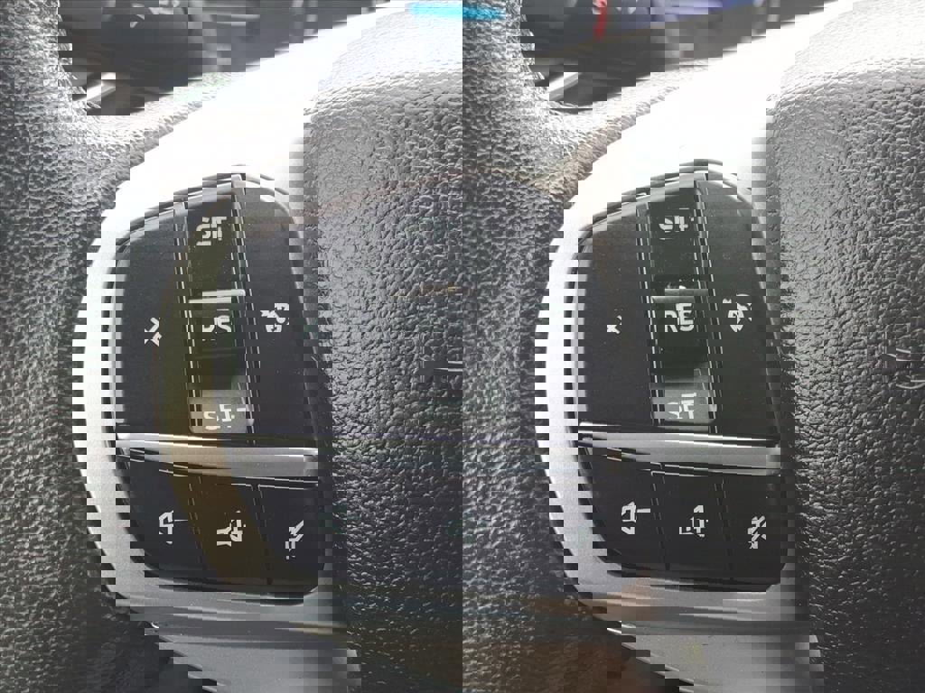 Certified 2022 Ford Explorer XLT w/ Equipment Group 202A image 25