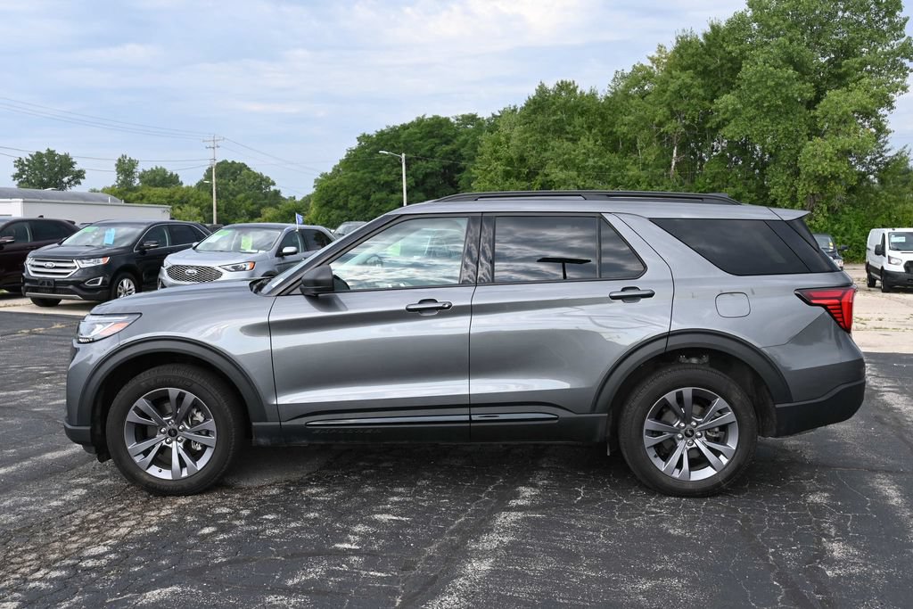 Certified 2026 Ford Explorer Active w/ Active Comfort Package AWD/4WD image 4