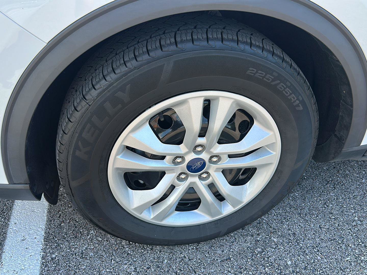Certified 2023 Ford Escape FWD image 9
