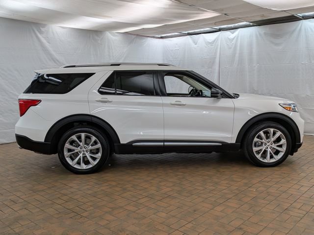 Certified 2023 Ford Explorer Platinum w/ Technology Package RWD image 8