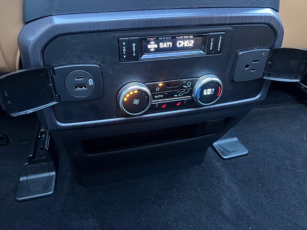 Certified 2023 Ford Expedition Platinum AWD/4WD image 16