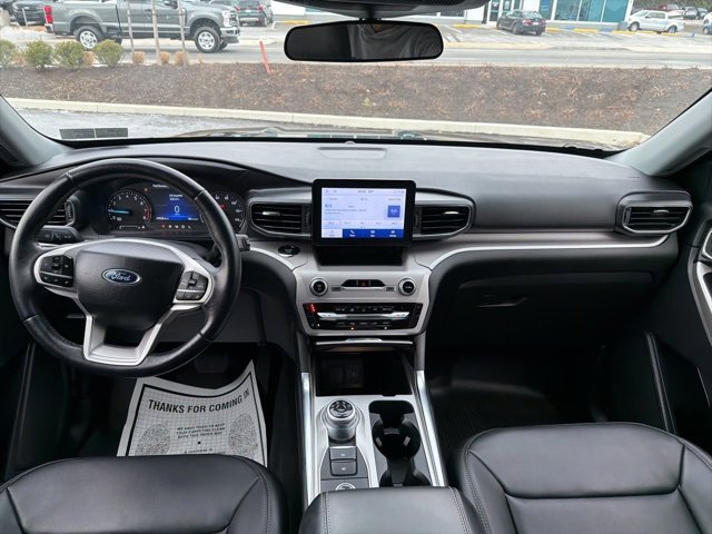 Certified 2023 Ford Explorer XLT w/ Equipment Group 202A image 24