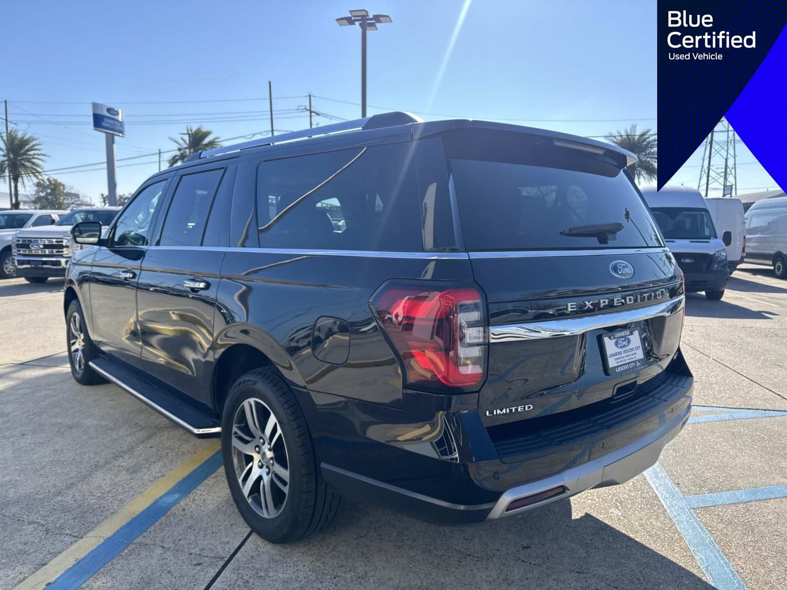 Certified 2023 Ford Expedition Max Limited image 4