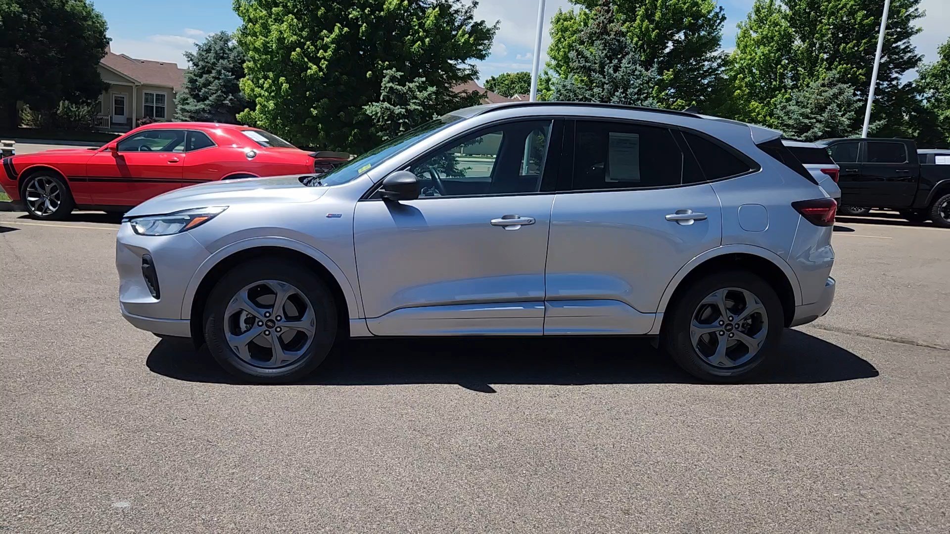 Certified 2024 Ford Escape ST-Line AWD/4WD image 3