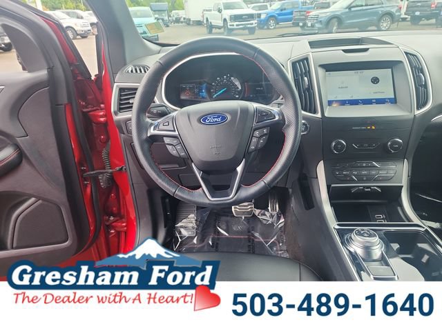 Certified 2020 Ford Edge ST-Line AWD/4WD image 17