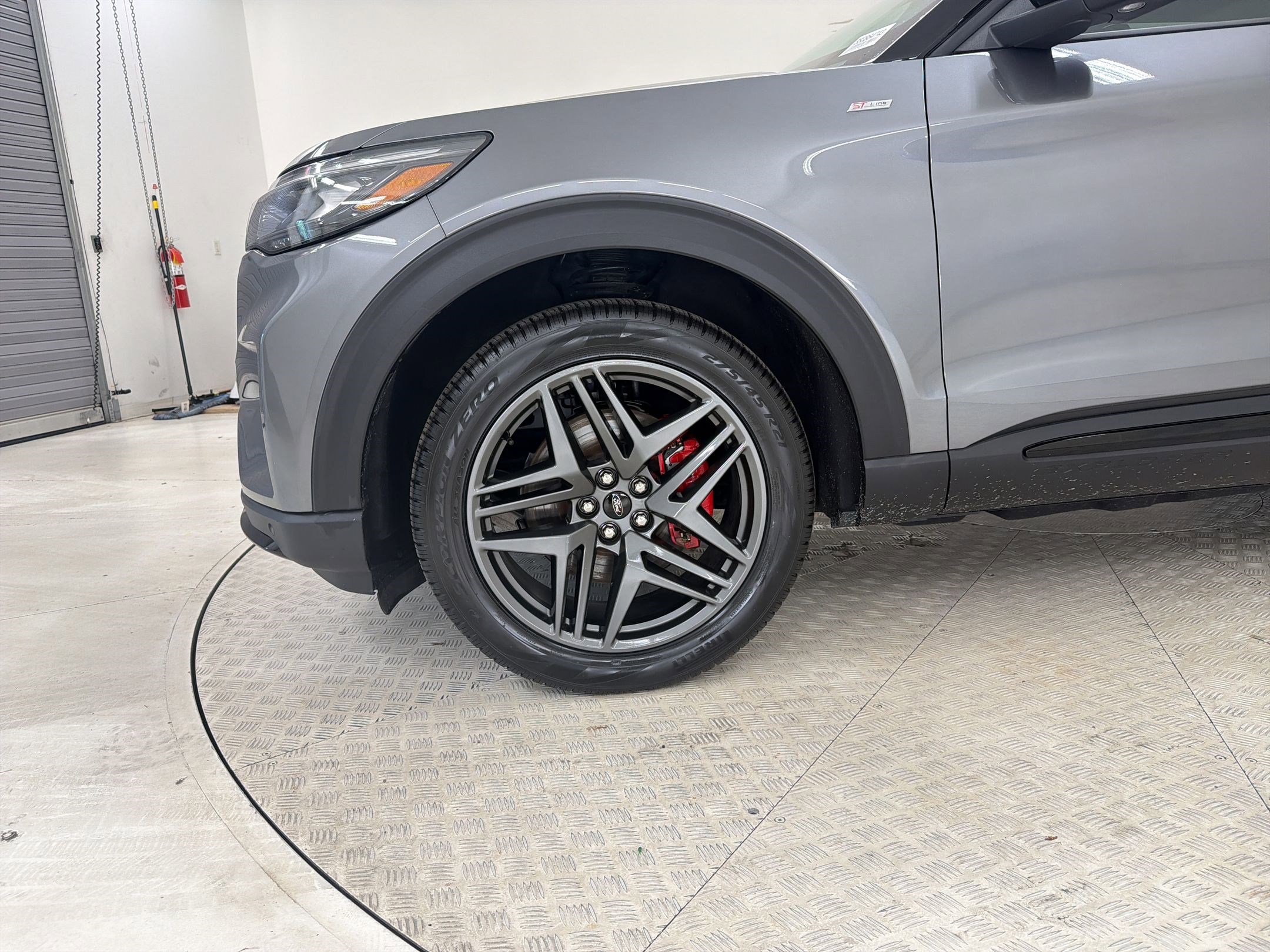 Certified 2025 Ford Explorer ST-Line w/ ST-Line Street Pack AWD/4WD image 12