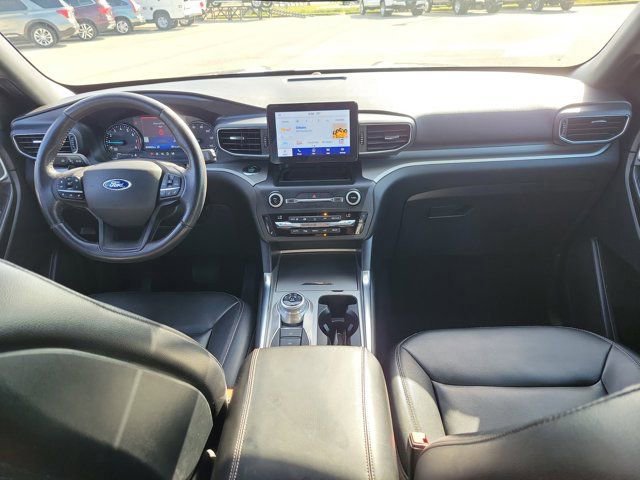 Certified 2020 Ford Explorer XLT w/ Equipment Group 202A AWD/4WD image 20