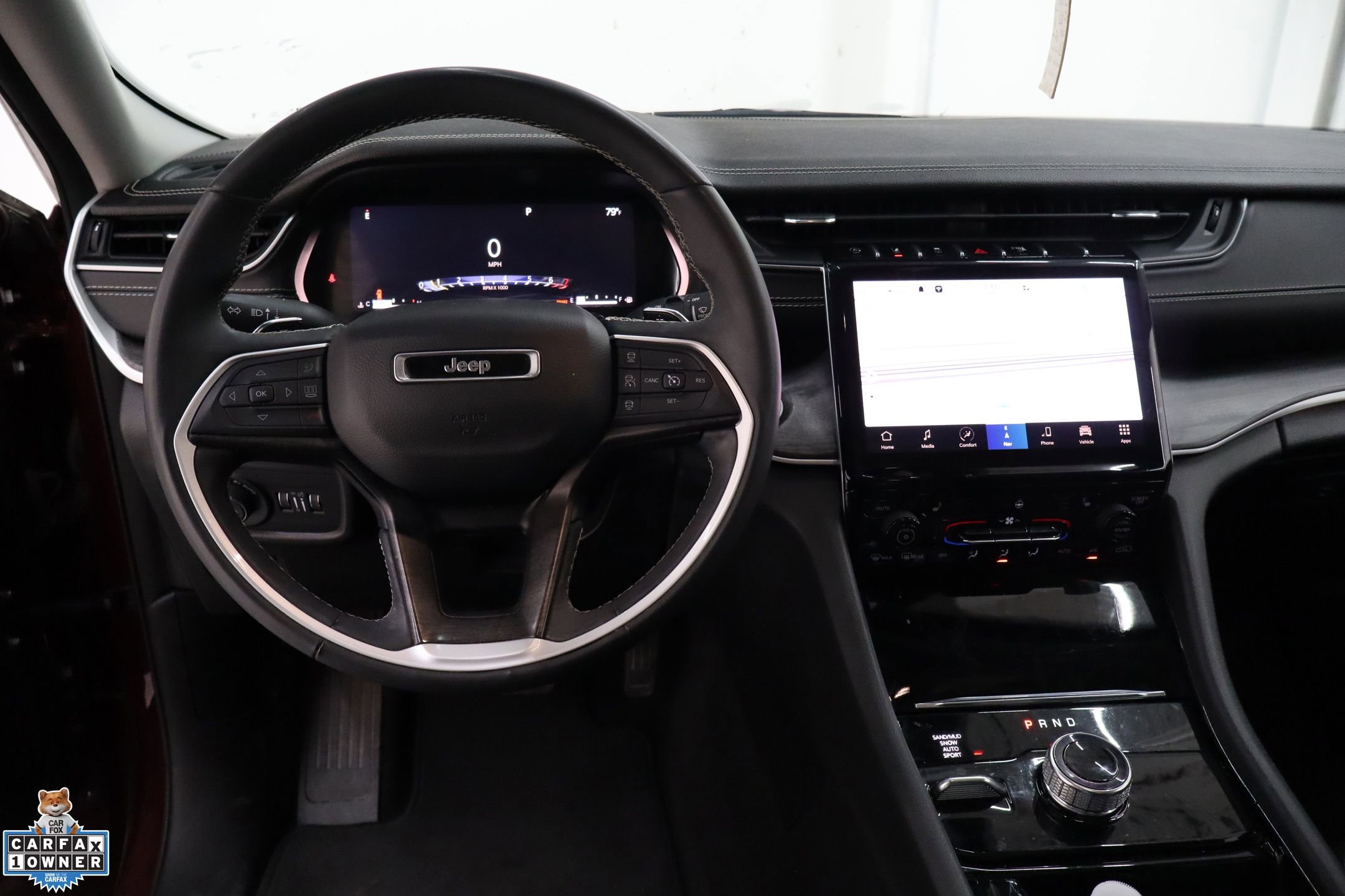 Used 2023 Jeep Grand Cherokee L Limited w/ Black Appearance Package AWD/4WD image 19