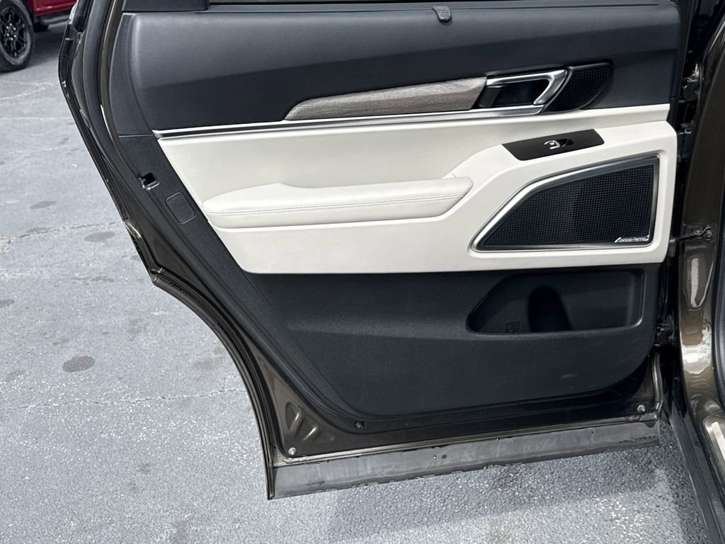 Used 2022 Kia Telluride SX image 23