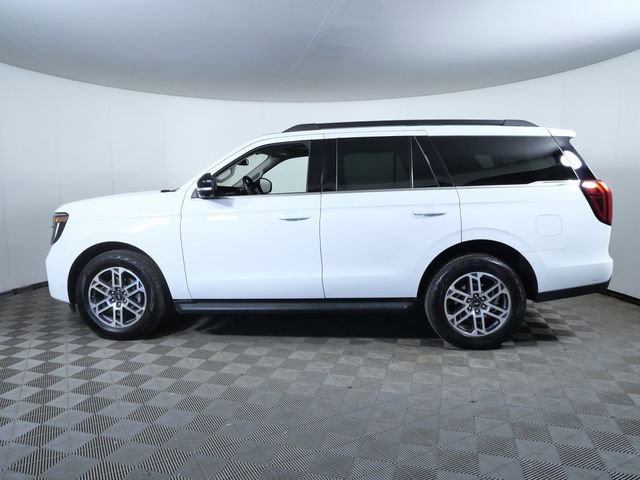 Certified 2025 Ford Expedition Active AWD/4WD image 6