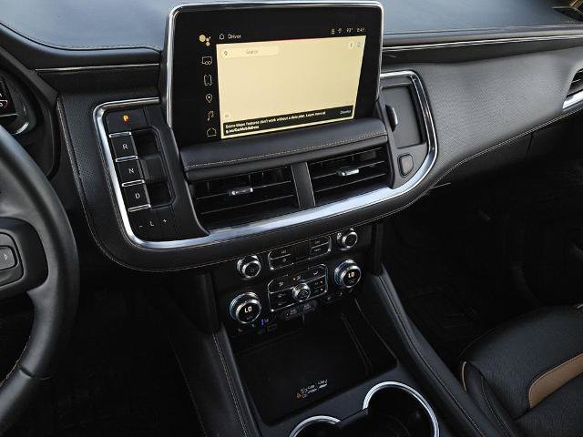 Used 2024 GMC Yukon XL AT4 w/ Technology Package AWD/4WD image 19