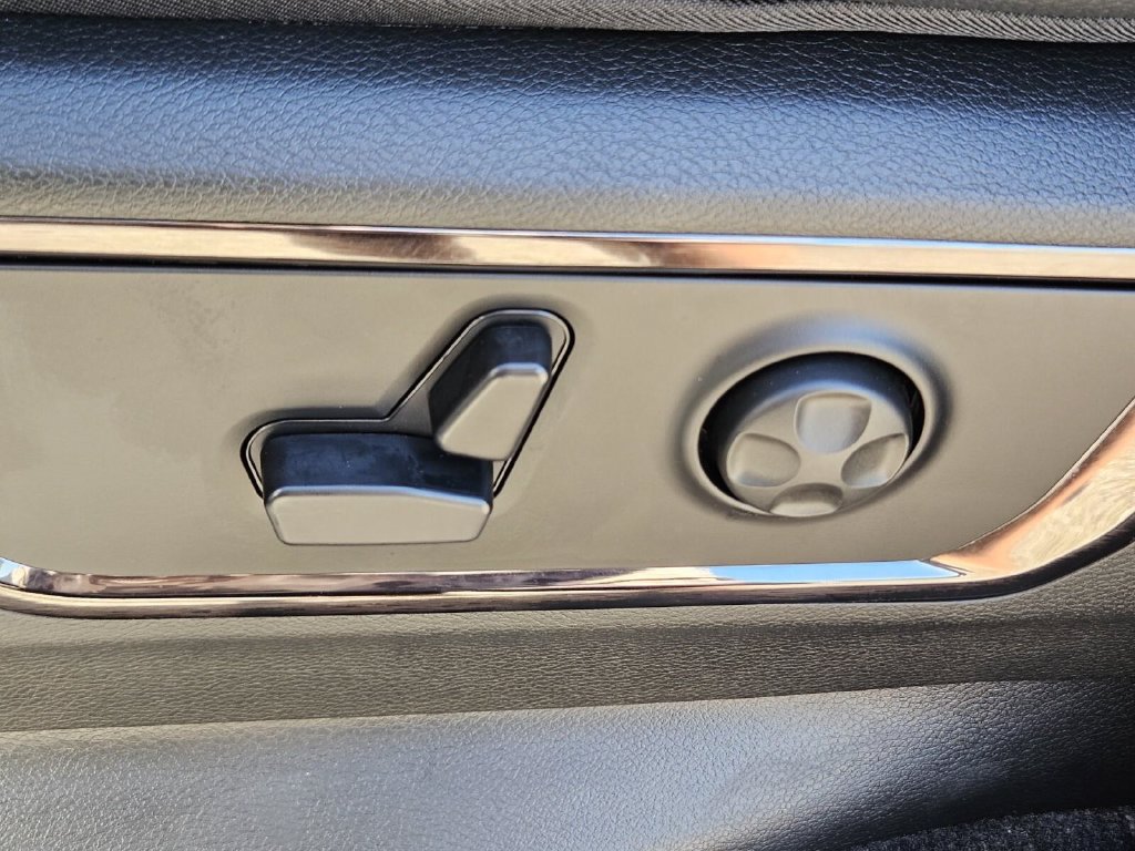 Used 2026 RAM 1500 Limited AWD/4WD image 20