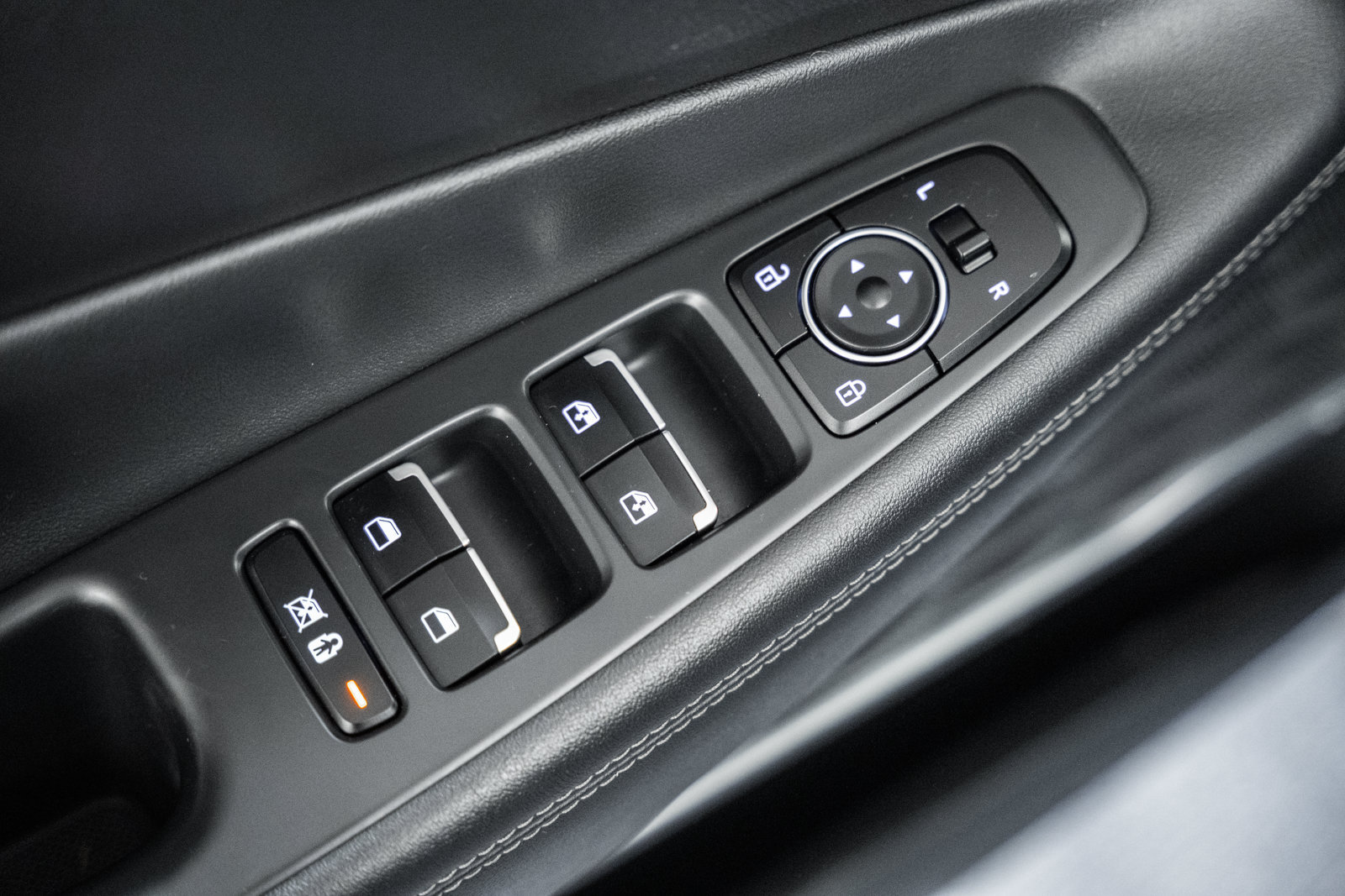 Used 2019 Hyundai Santa Fe AWD image 37