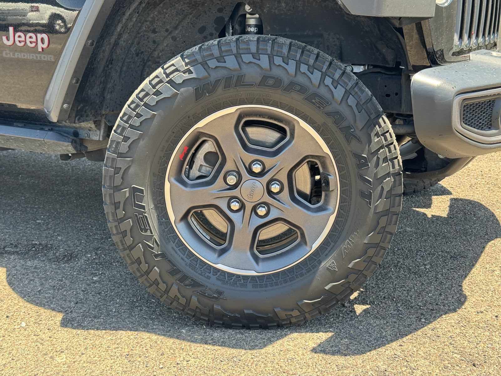 Used 2020 Jeep Gladiator Rubicon AWD/4WD image 5