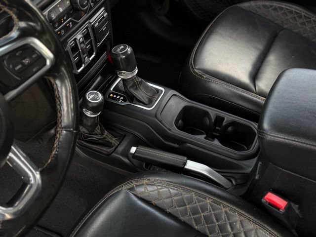 Used 2021 Jeep Wrangler Unlimited Sahara AWD/4WD image 23