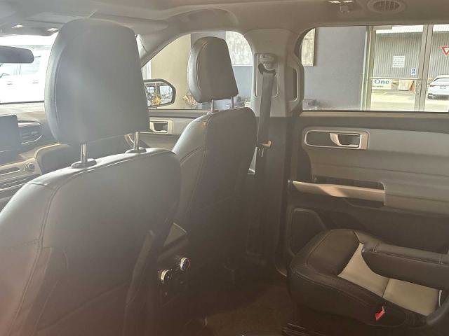 Certified 2023 Ford Explorer XLT w/ Equipment Group 202A AWD/4WD image 30