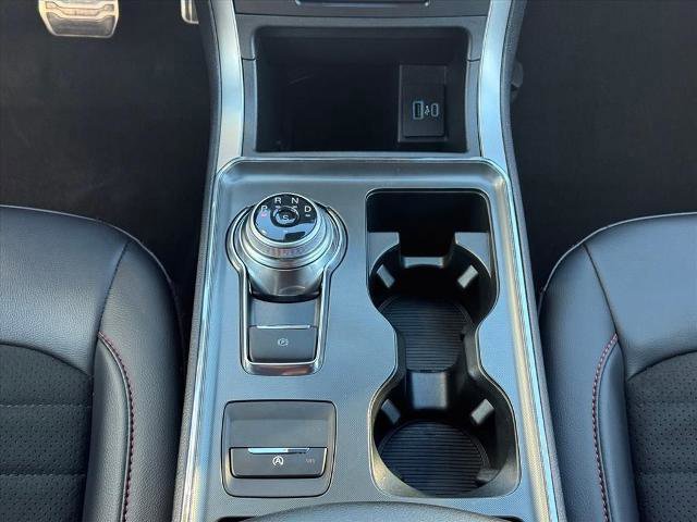 Certified 2024 Ford Edge ST-Line w/ Cargo Accessory Package image 17