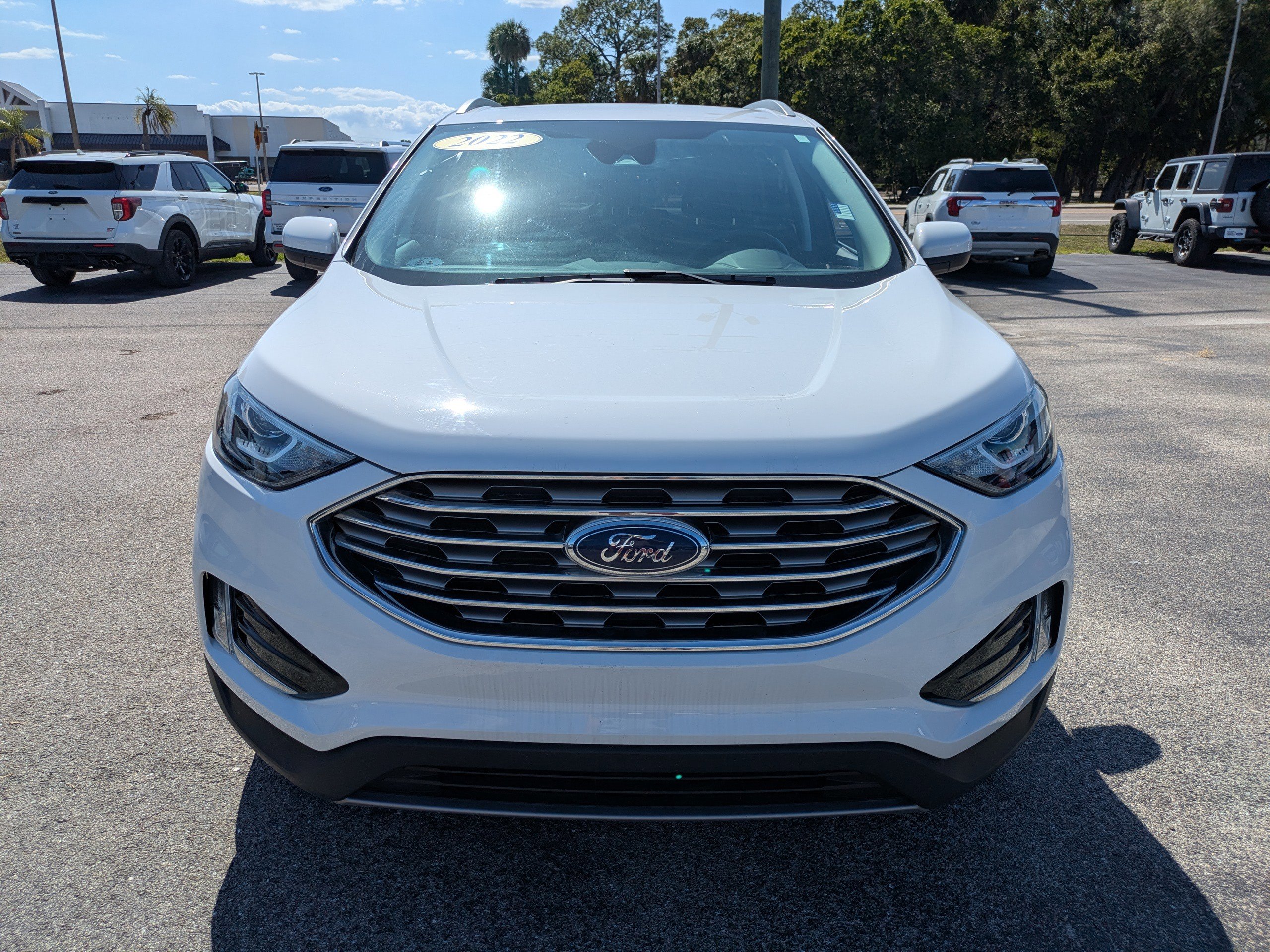 Certified 2022 Ford Edge SEL w/ Convenience Package AWD/4WD image 8