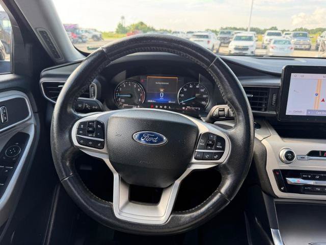 Certified 2022 Ford Explorer XLT w/ Equipment Group 202A AWD/4WD image 14