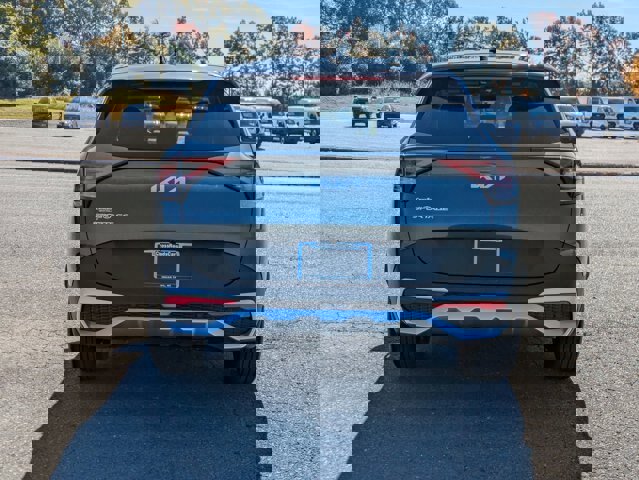 Used 2025 Kia Sportage LX image 5