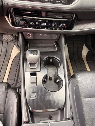 Used 2023 Nissan Rogue Platinum w/ Platinum Premium Package FWD image 20