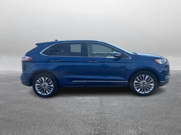 Certified 2023 Ford Edge Titanium w/ Equipment Group 301A AWD/4WD image 6