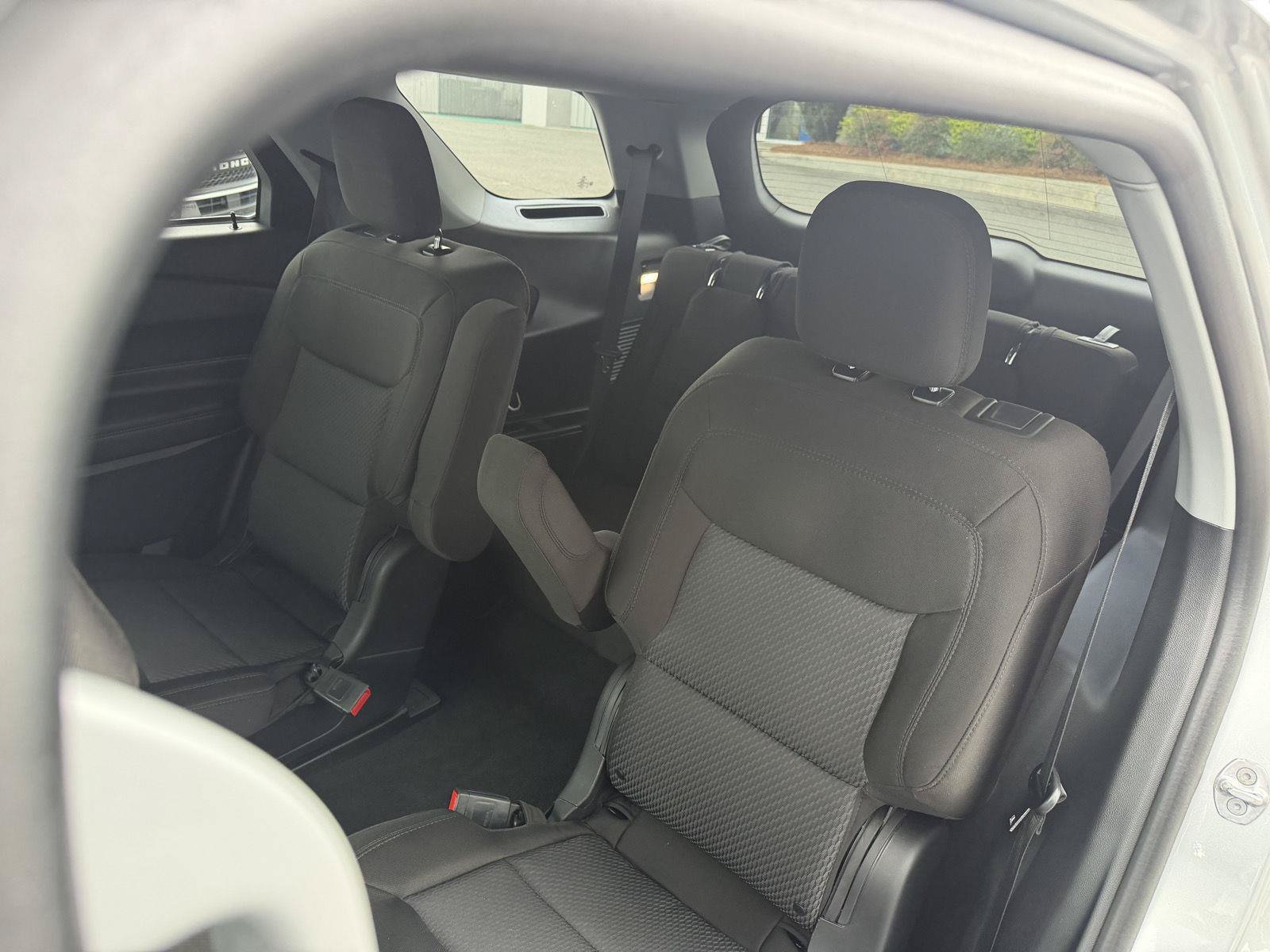 Certified 2023 Ford Explorer XLT RWD image 35