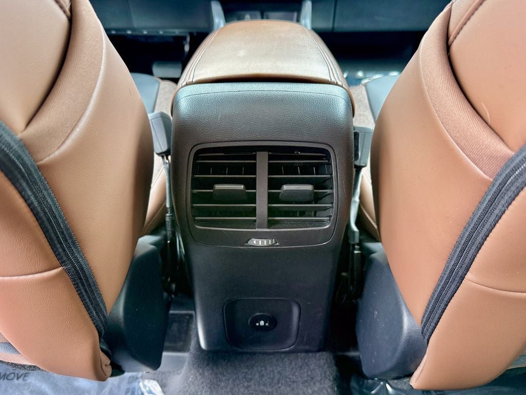 Certified 2025 Ford Bronco Sport Outer Banks w/ Outer Banks Tech Package+ AWD/4WD image 33