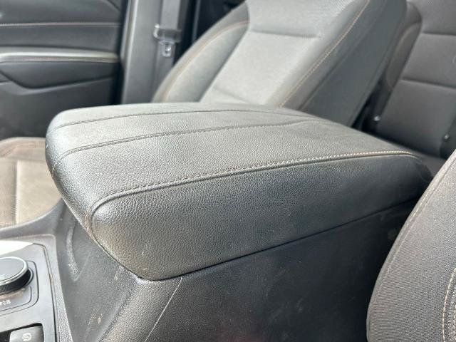 Used 2021 Chevrolet Traverse LS FWD image 34