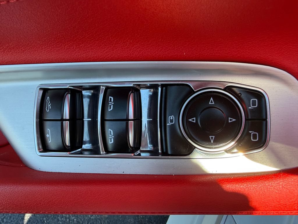 Used 2023 Chevrolet Corvette Stingray Preferred Conv w/ 2LT RWD image 23