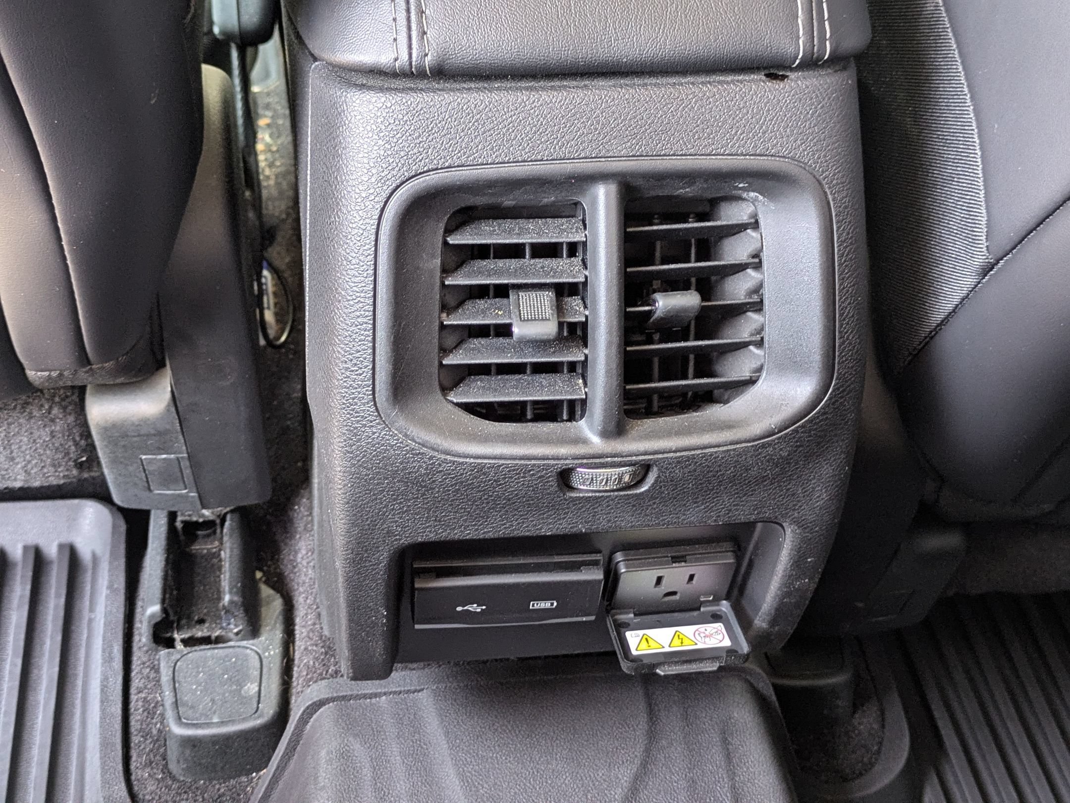 Used 2019 Jeep Cherokee Limited AWD/4WD image 31