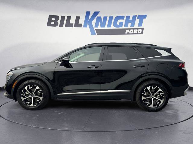 Used 2025 Kia Sportage EX w/ Premium Package FWD image 2