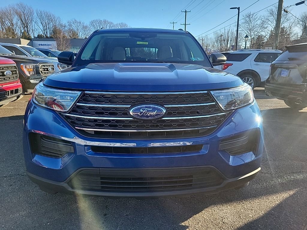 Certified 2023 Ford Explorer XLT w/ Class IV Trailer Tow Package image 8
