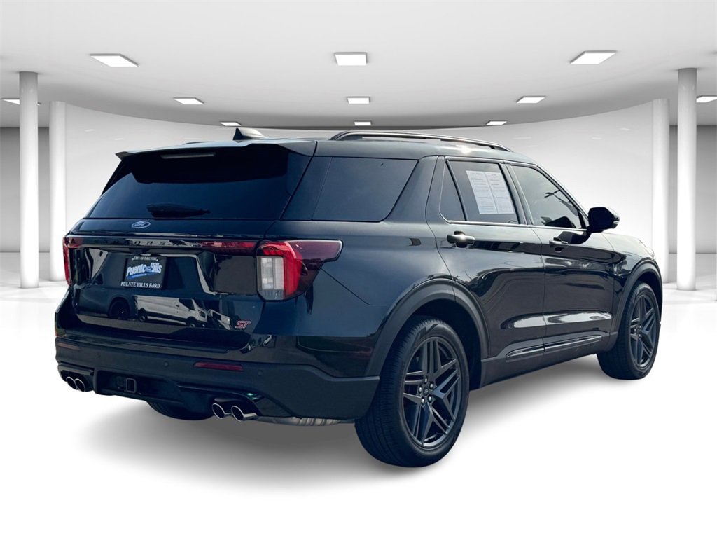 Certified 2025 Ford Explorer ST w/ Sun And Sound Package image 4