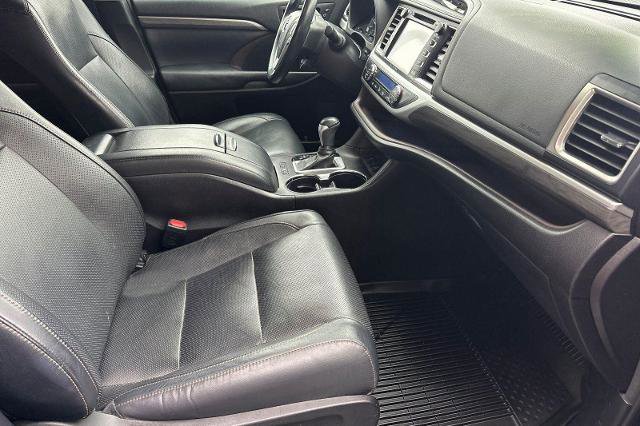 Used 2018 Toyota Highlander Limited image 8