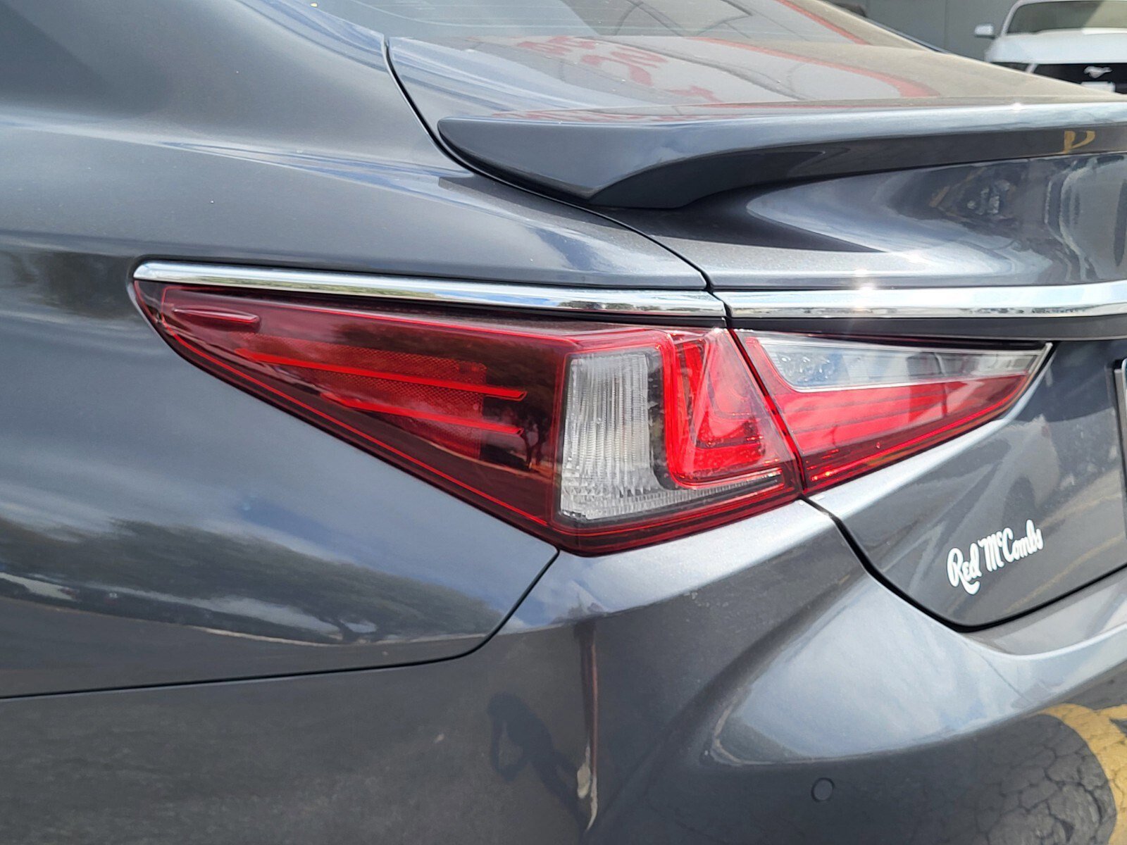 Used 2025 Lexus ES 350 Ultra Luxury w/ Accessory Package (Z1) image 10